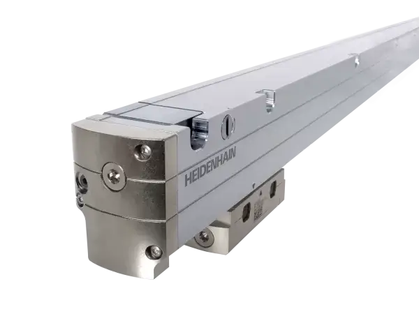 LC211_einteilig The readhead and scale housing of an LC 200 linear encoder with a side access cover on the end section for scale-tape tensioning.